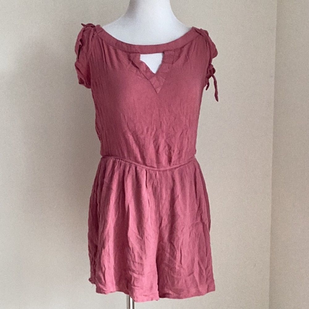 Romper shorts mauve w/cap sleeves off the shoulder Charlotte Russe Large